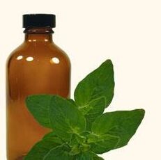 Huile aux ingrédients naturels pour le traitement du pied d'athlète